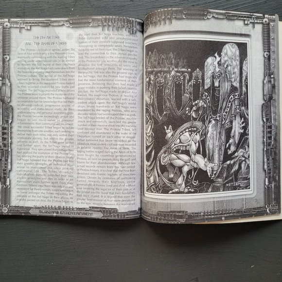 Star Craft Game Manual - 1998 Blizzard Entertainment - Picture 7 of 14